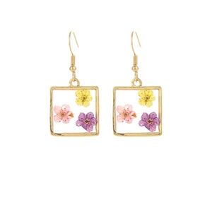Resin Flower Square Earrings
